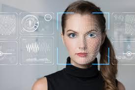 Objet fixe posé sur une surface lisse, lumière naturelle suggérant une présence stable et apaisante